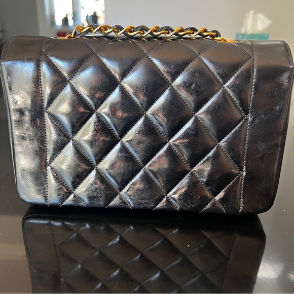 Chanel Vintage Diana Flap Bag Quilted Patent Leather Small - Picture 2 of 13